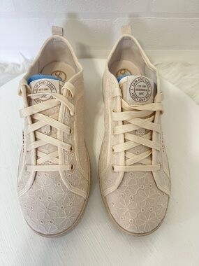 Sam & Libby Weston Eyelet Crochet Cotton Upper Cream Lace Low-Top Sneakers 8